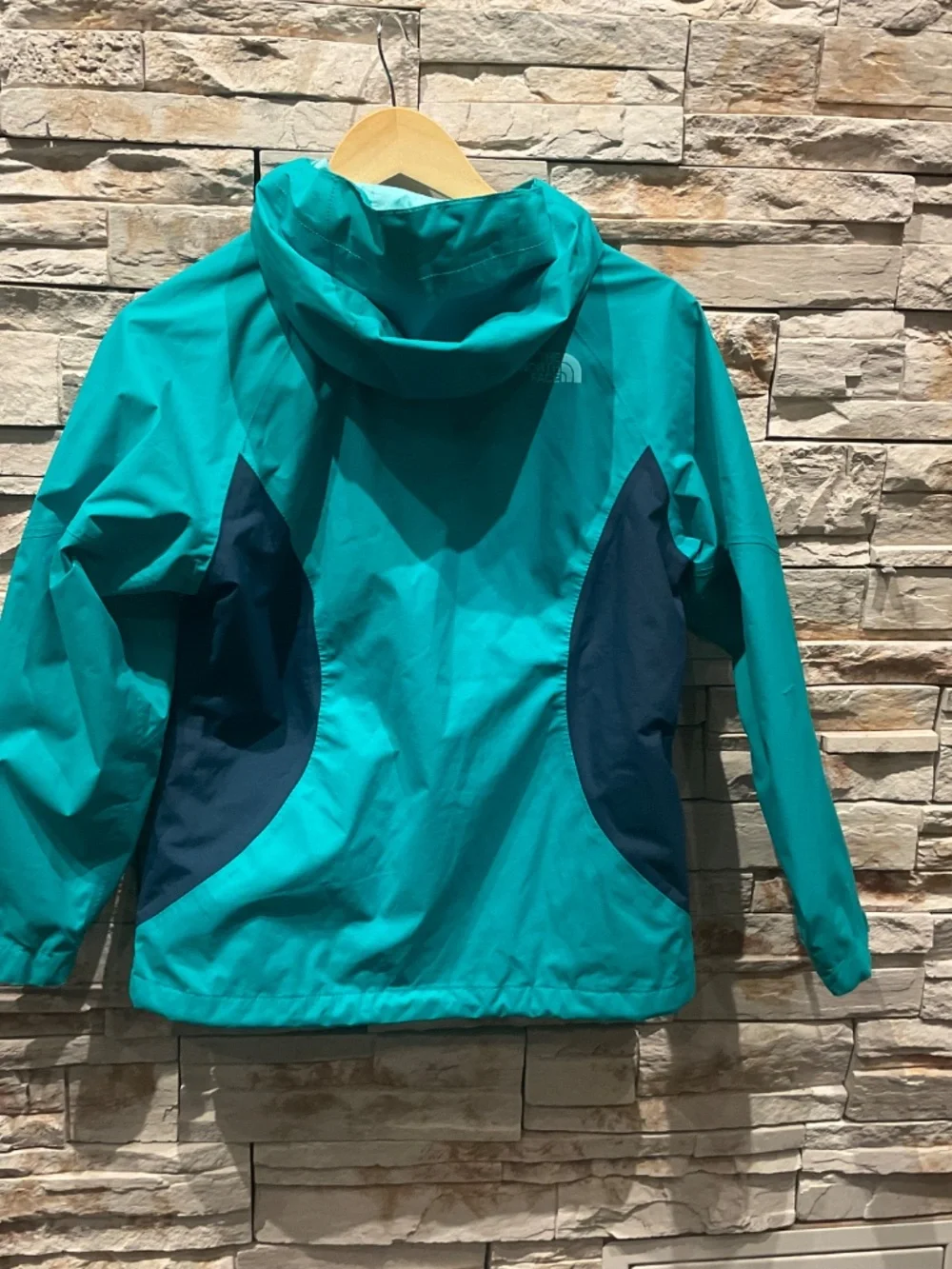 The North Face Girls Kira Triclimate Jacket, Color Teal/ Black, Size 10-12